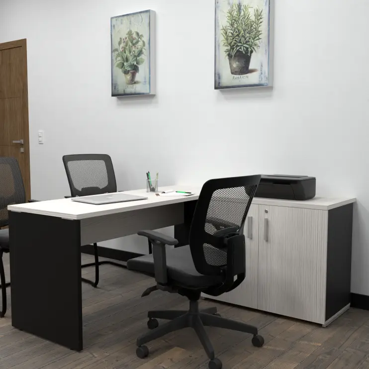 MESA RETA COM ARMÁRIO LATERAL