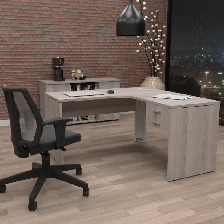 MESA DELTA COM PÉ PAINEL COM GAVETEIRO FIXO