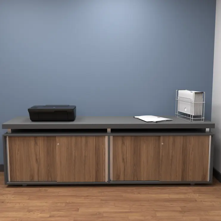 ARMÁRIO BAIXO DIRETOR COM PORTAS DE CORRER